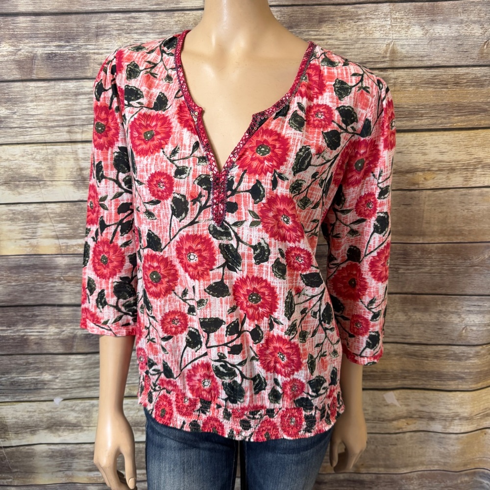 Lucky Brand Knit Blouse L Large Red Pink Floral 3/4 Sleeve Sequin Trim V Neck